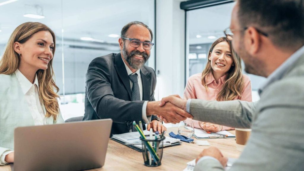 1. Boutique PR Firms vs. Larger Agencies: When evaluating PR firms in Chicago, it’s important to consider the differences between boutique agencies and larger firms. 