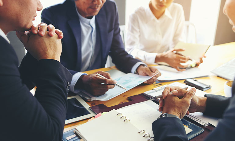 The Strategic Framework: When to Use Public Affairs vs. Government Relations